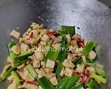 Foto langkah ke 7 dari resep Tumis Tahu Telur Saos Tiram (sat set).