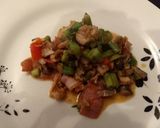 Foto del paso 7 de la receta: Salteado de pollo, espárragos, champiñones y panceta