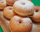 Foto langkah ke 5 dari resep Donat White Ring Buttermilk.