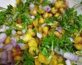 A picture of step 4 of Baked tomato corn chatpata.