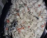A picture of step 5 of White sauce pasta.