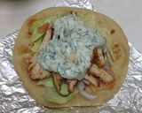 صورة لخطوة 10 من وصفة ساندوتشات شاورما الدجاج اليونانية Gyro 🇬🇷