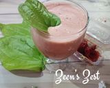 A picture of step 3 of Paan Gulkand Lassi.