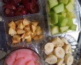 Foto langkah ke 2 dari resep Salad buah creamy.