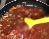 A picture of step 1 of Spaghetti & bolognese sauce.
