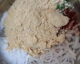 A picture of step 3 of Stuffed onion fitters.