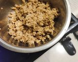 A picture of step 2 of Manchurian Momos.