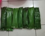 Foto langkah ke 7 dari resep Brengkes/Pepes Ikan Asin Peda Daun Singkong.