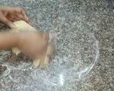 A picture of step 2 of Fluffy donuts.