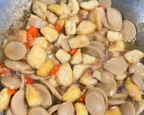 Foto langkah ke 6 dari resep Oseng tahu sosis saos tiram.