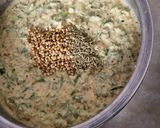 A picture of step 4 of Methi Pakoda.