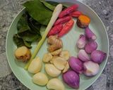 Foto langkah ke 1 dari resep Tongseng Santan Iga Sapi.