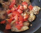 A picture of step 3 of Chicken kassa.