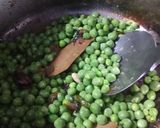 A picture of step 6 of Pea Pulao.