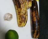 Foto del paso 1 de la receta: Canasta de plátano, relleno de ahogado y guacamole 🍎🥑