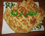 صورة لخطوة 1 من وصفة فطائر تركية في المقلاة بدون فرن مع سر العجينة الاخف من القطن.