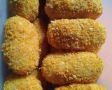 Foto langkah ke 7 dari resep Kroket kentang isi ayam.