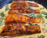 Foto del paso 3 de la receta Salmón en salsa cremosa con espinacas baby