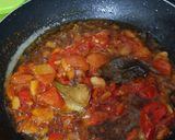 Foto langkah ke 2 dari resep Ikan pindang bumbu sarden.