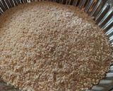 A picture of step 1 of Jowar rava Porridge.