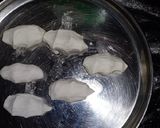 A picture of step 3 of Uppu Kozhukattai.