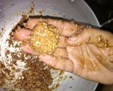 A picture of step 7 of Chocolate til laddo.