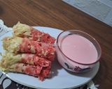 Foto langkah ke 8 dari resep ⚘️Roti jala merah putih saus susu ⚘️.