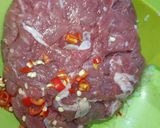 Hình bước làm 1 của món Bò Xào Thơm Cà