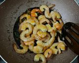 Foto langkah ke 3 dari resep Udang Saos Mentega.