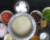 A picture of step 1 of Egg biryani.