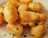 Foto del paso 4 de la receta: Bocaditos de bacalao en tempura con miel