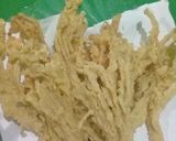 Foto langkah ke 4 dari resep Jamur enoki krispi.