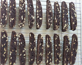 Foto langkah ke 6 dari resep Chocolate Pumpkin Seed Cantucci (Biscotti).