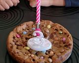 Une image de l'étape 4 de Cookie géant et son cœur déco smarties.