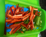 Foto del paso 3 de la receta: Lubina al horno con verduras en lékué