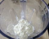 A picture of step 1 of Laban Ayran.