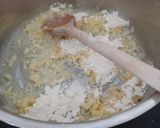 Sajtkrémleves recept fázis 2 fotója