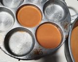 Foto langkah ke 10 dari resep Bolu Caramel Mini 1 Telur Takaran Sendok.