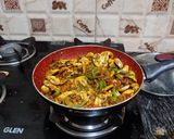 A picture of step 7 of Mushroom Masala Curry.