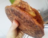 Foto del paso 15 de la receta: Arepa de Zanahoria 🥕con relleno hawaiano!!!😜😜😜🍘🧀🥓🍍🍘