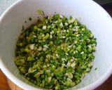 Foto del paso 2 de la receta: Caracolas de pan de ajetes