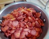 A picture of step 5 of Carrots and Tomato Bujeya.