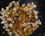 Foto langkah ke 3 dari resep Ayam Cincang Kecap (Isian Bakpao).