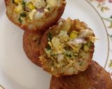 A picture of step 5 of Corn, Paneer and Onion Kachhodi.