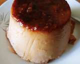 Foto del paso 3 de la receta: Flan de huevo, manzana, vainilla y galleta.Sin lactosa