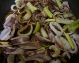Foto langkah ke 6 dari resep Cumi Saos Mentega.