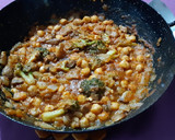 Foto del paso 7 de la receta: Garbanzos con setas