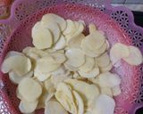Foto langkah ke 3 dari resep Keripik Kentang Homemade.