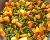 A picture of step 3 of French beans Potato fry.