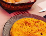 Foto del paso 3 de la receta: Tortilla de patatas con cebolla y ajo confitado 😊